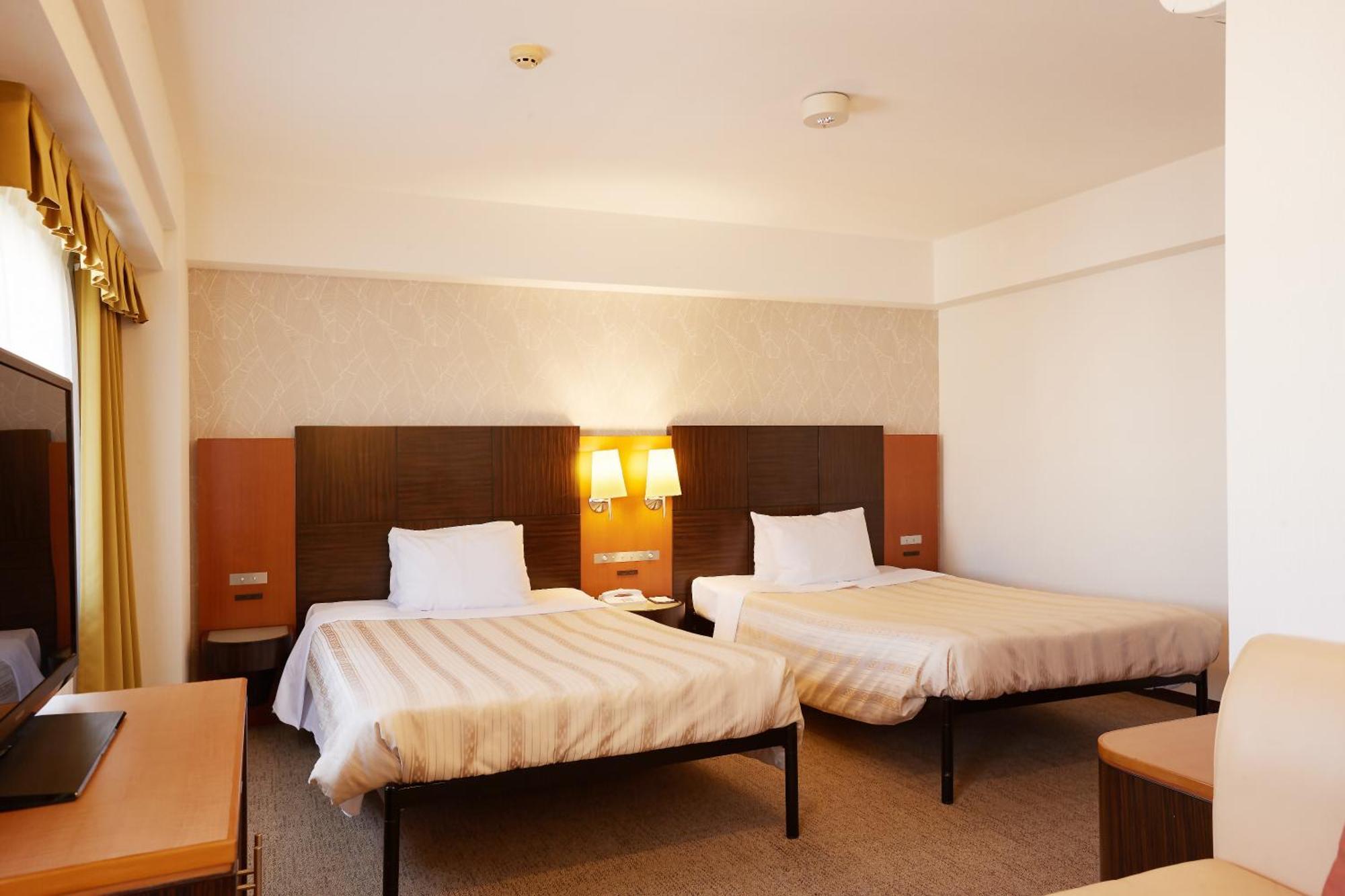Grg Hotel Naha Higashimachi מראה חיצוני תמונה